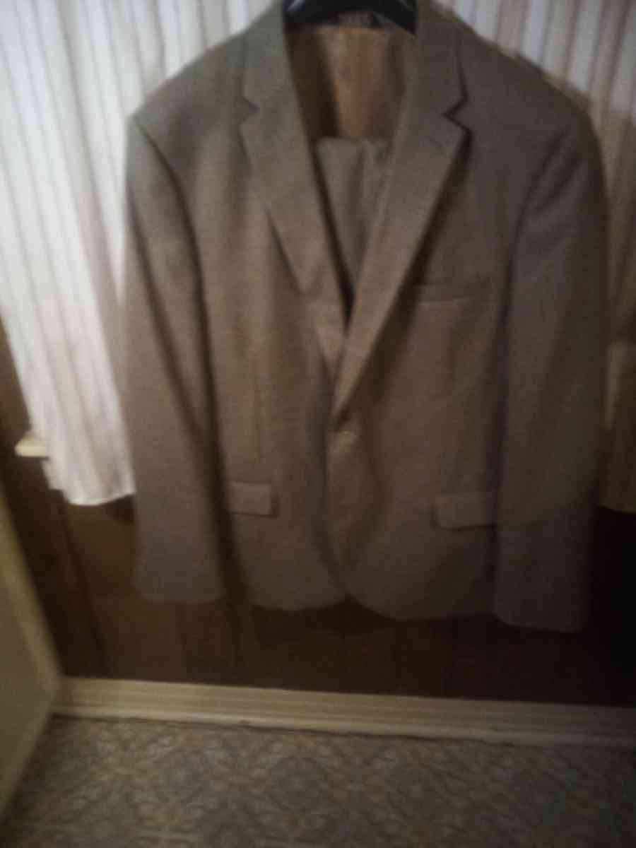 CARRAVELLI COLLECTION 42R Goldish color Power suit 485