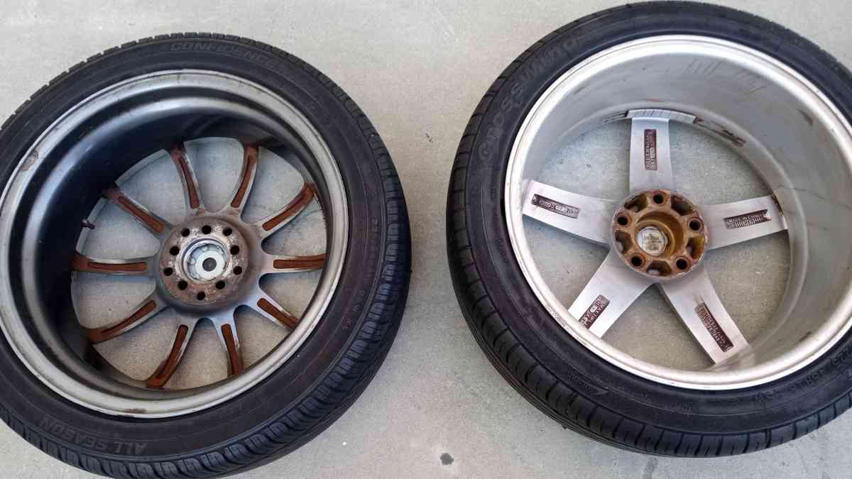the set of 4 tires wheels R 18