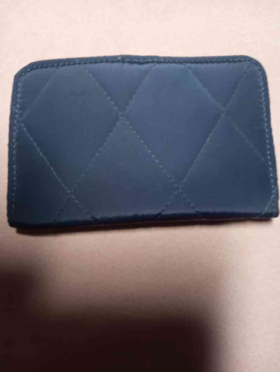 Vera Bradley RIFD Navy Blue Zip Up Wallet