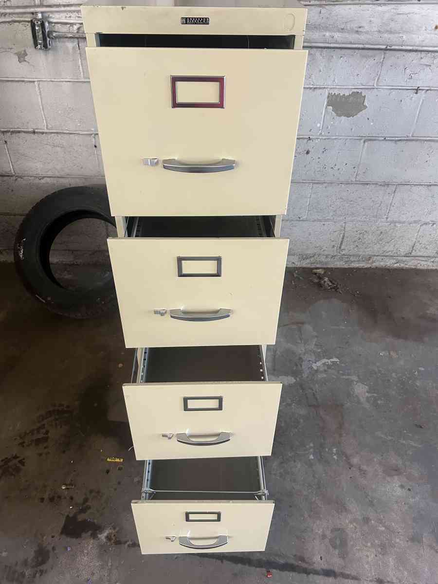 4DRAWER FILLING CABINET