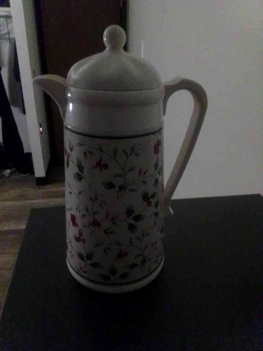 mistletoe Christmas Thermos without bow