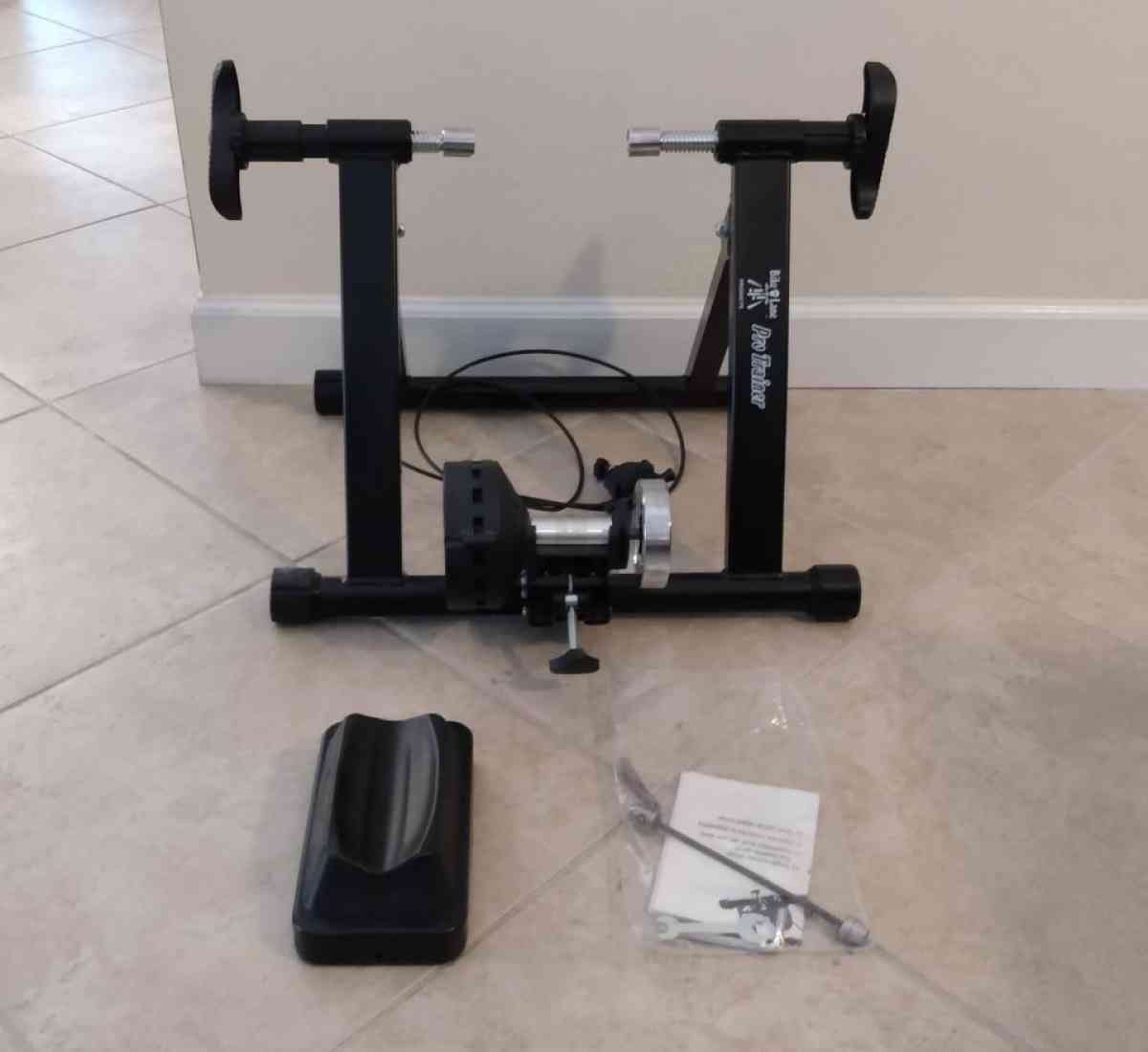 BIKE LANE PRO TRAINER