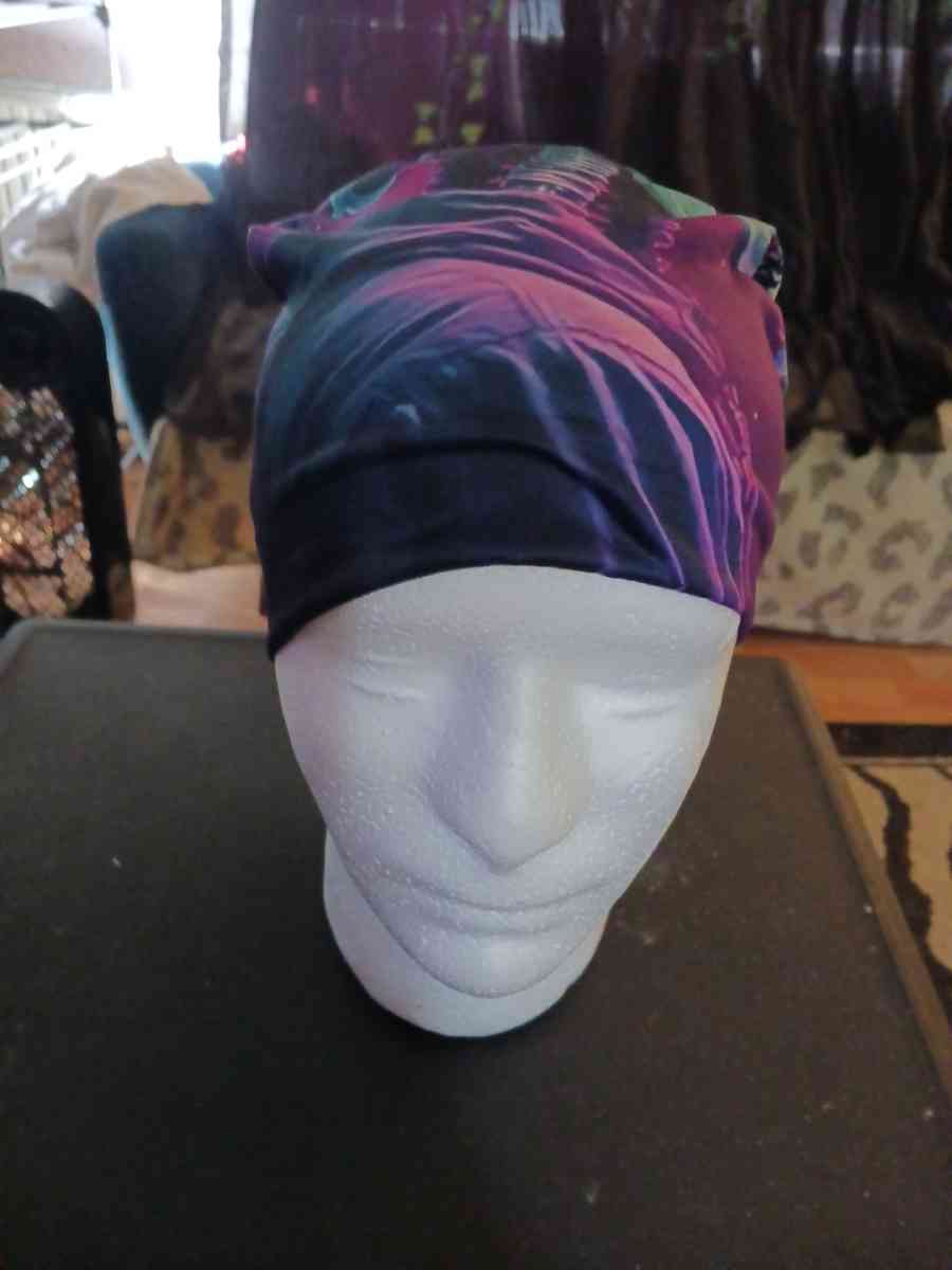 New skull slouchy beanie