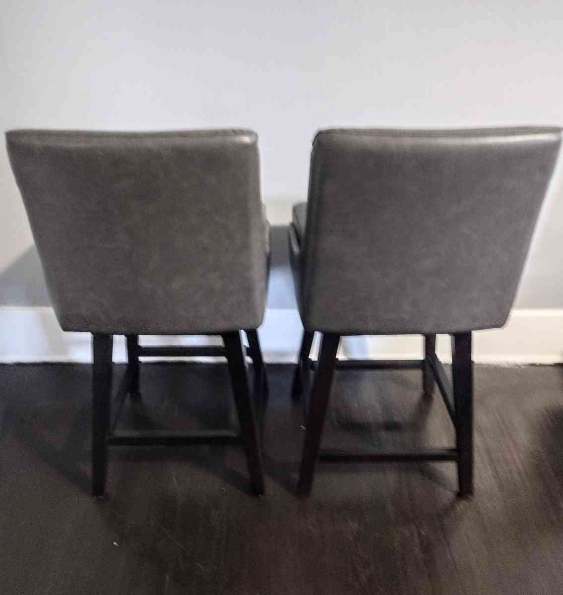 FIRE SALE Lissa Retro Gray Faux Leather Swivel Counter Stool