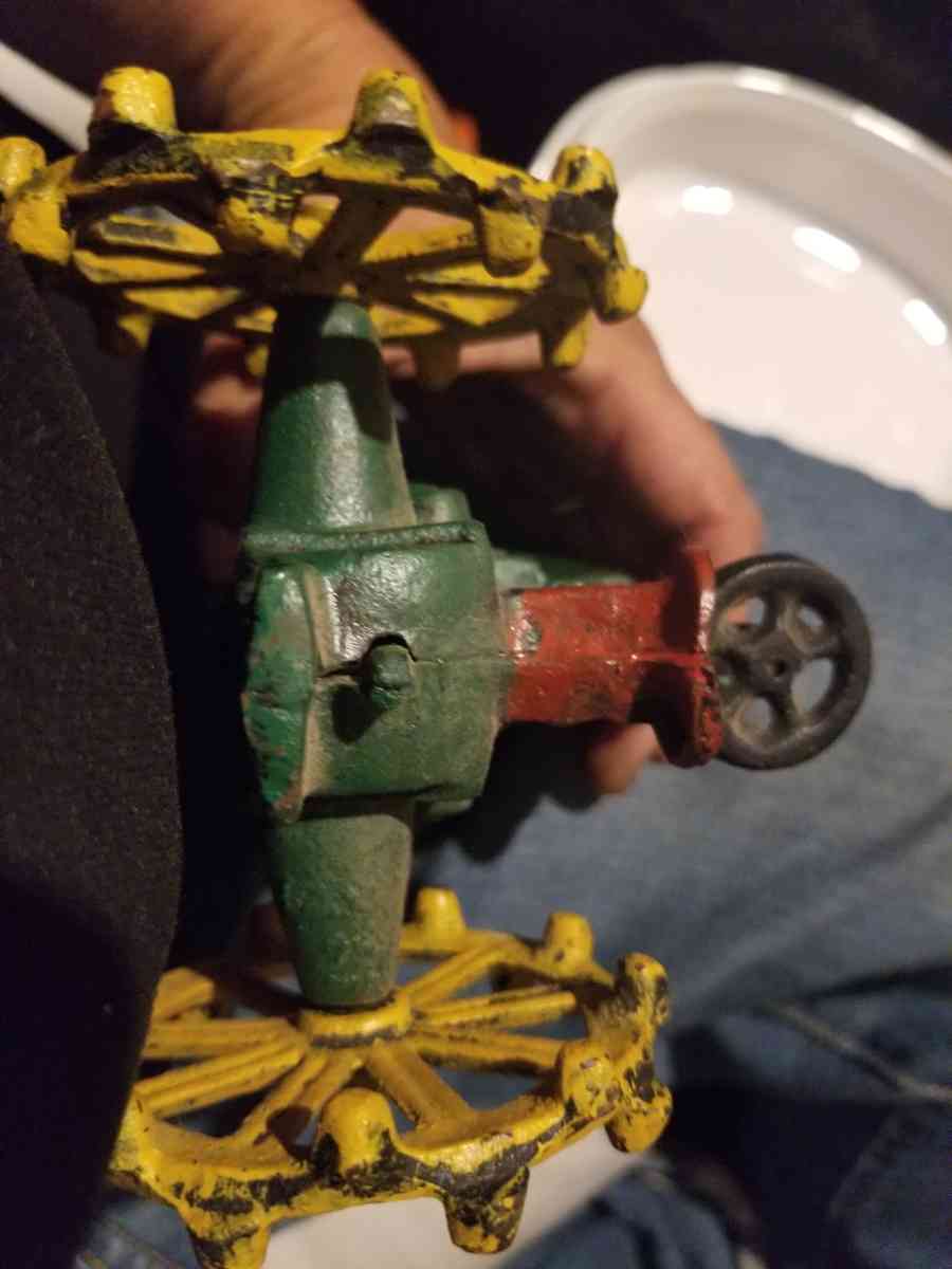 Cast Iron tractor unbranded