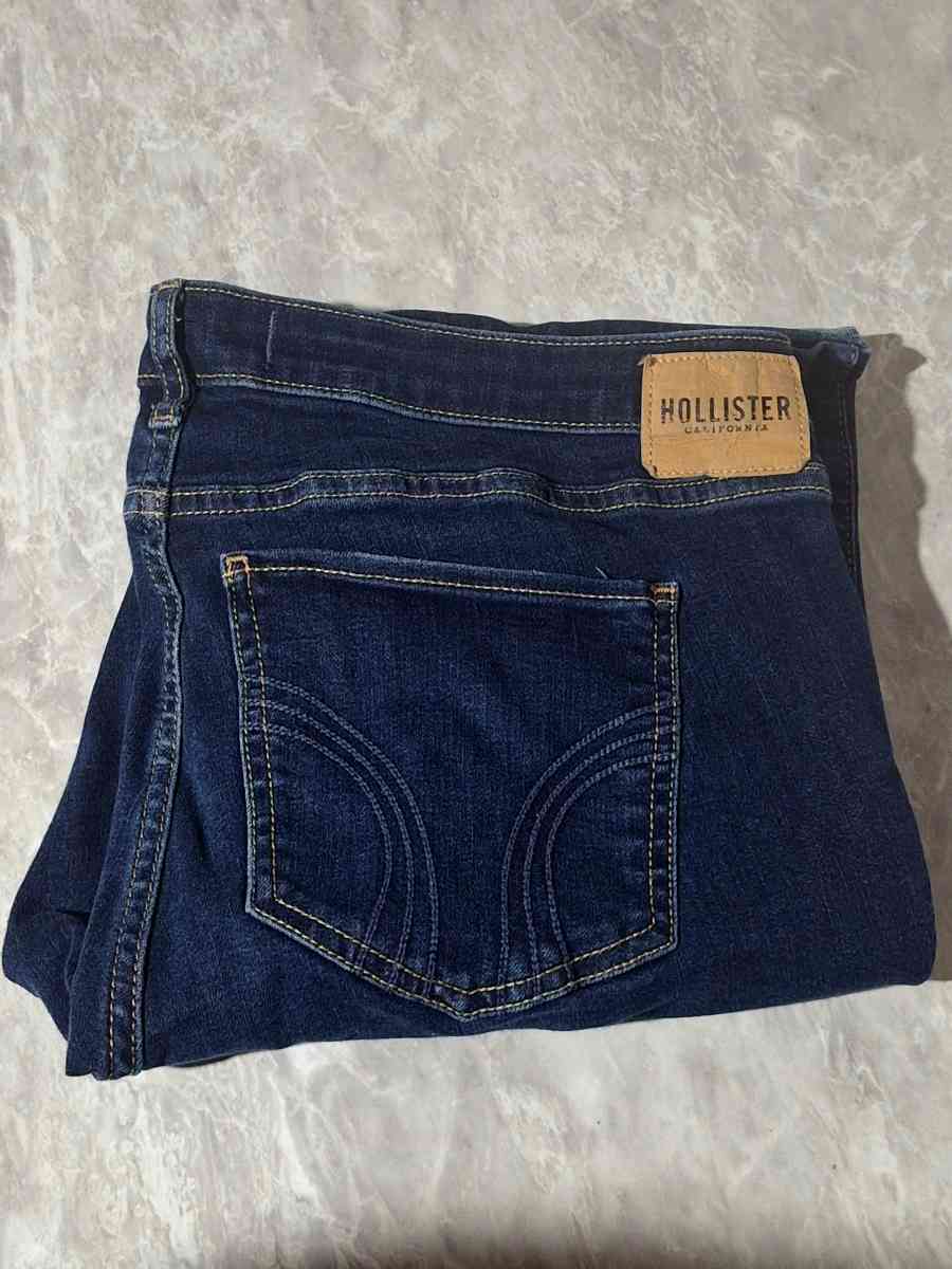 Hollister Jeans Size 17R