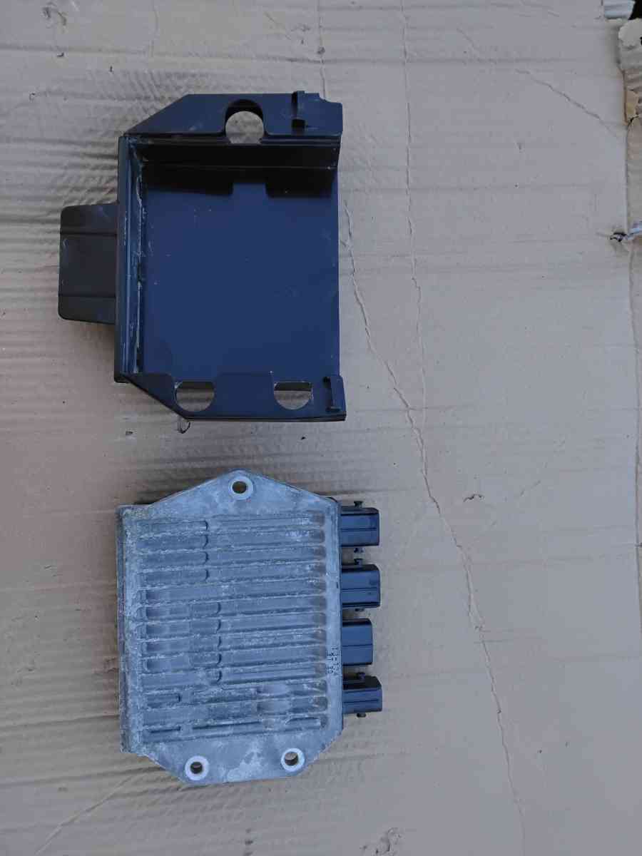 Honda Odyssey Fuel Injector Driver with Cover OEM Factory