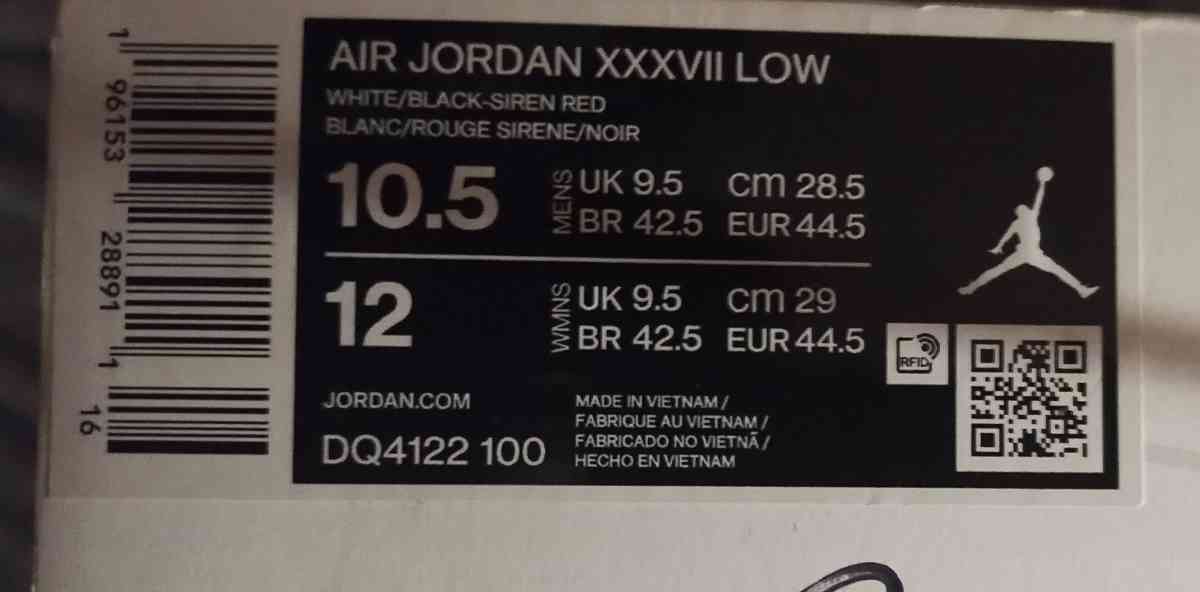 Nike Jordans new with small blemish Worn 3 times