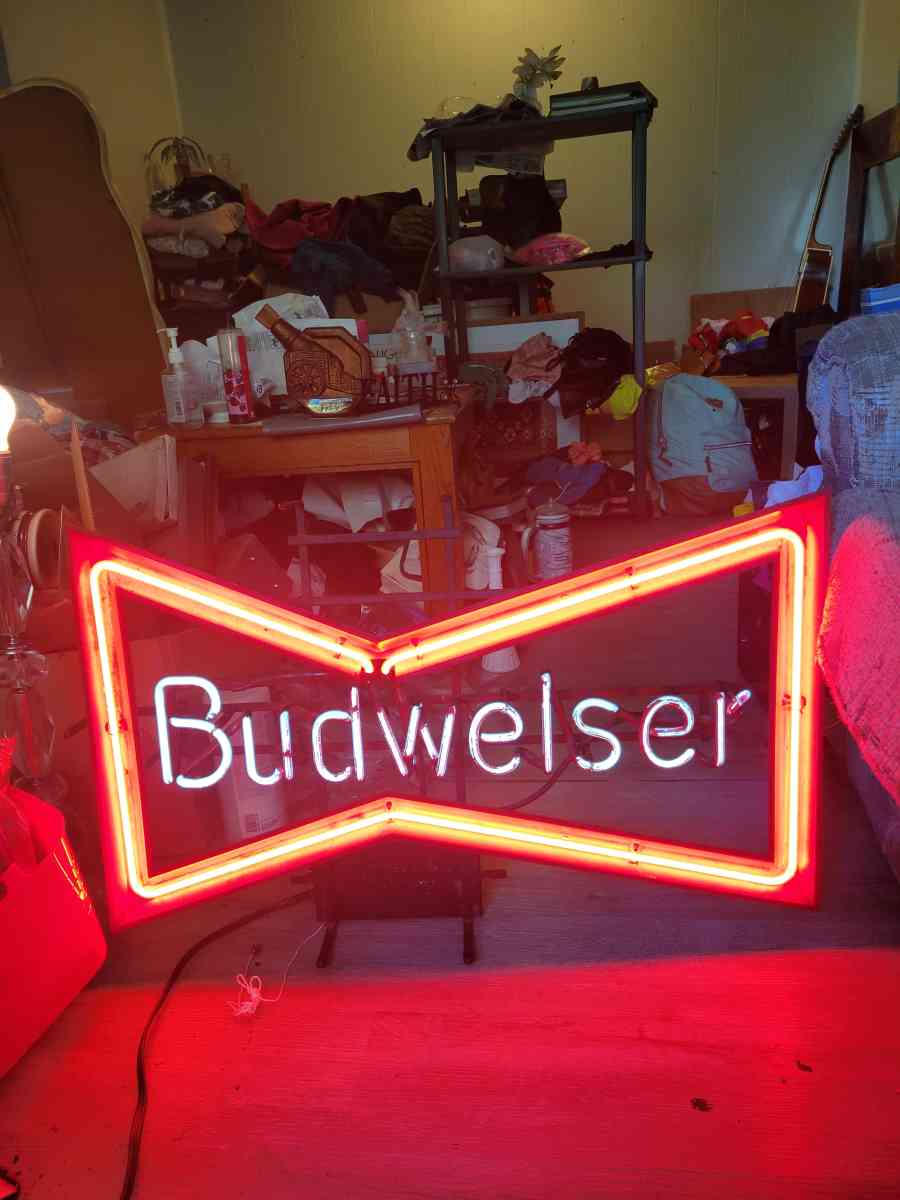 very rare vintage Budweiser neon beer Ad sign