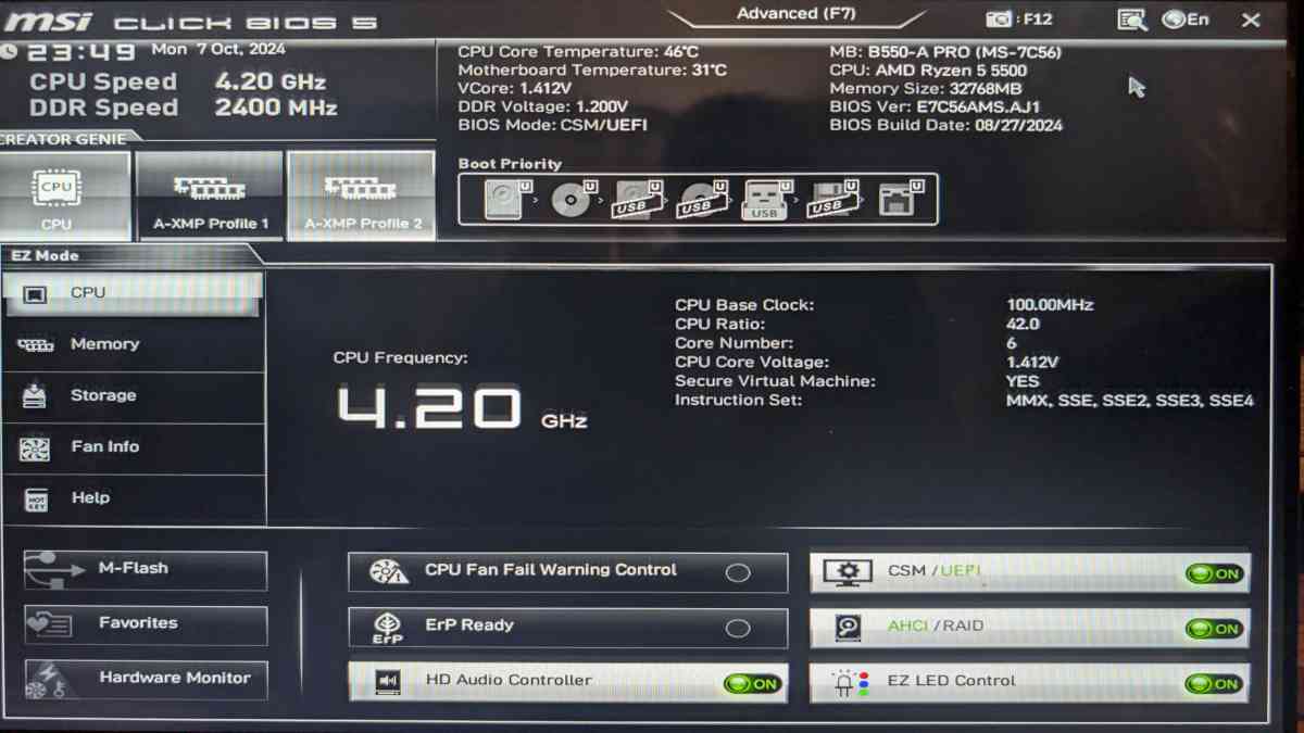 Customize PC Setup with 2k LG Monitor and microphone