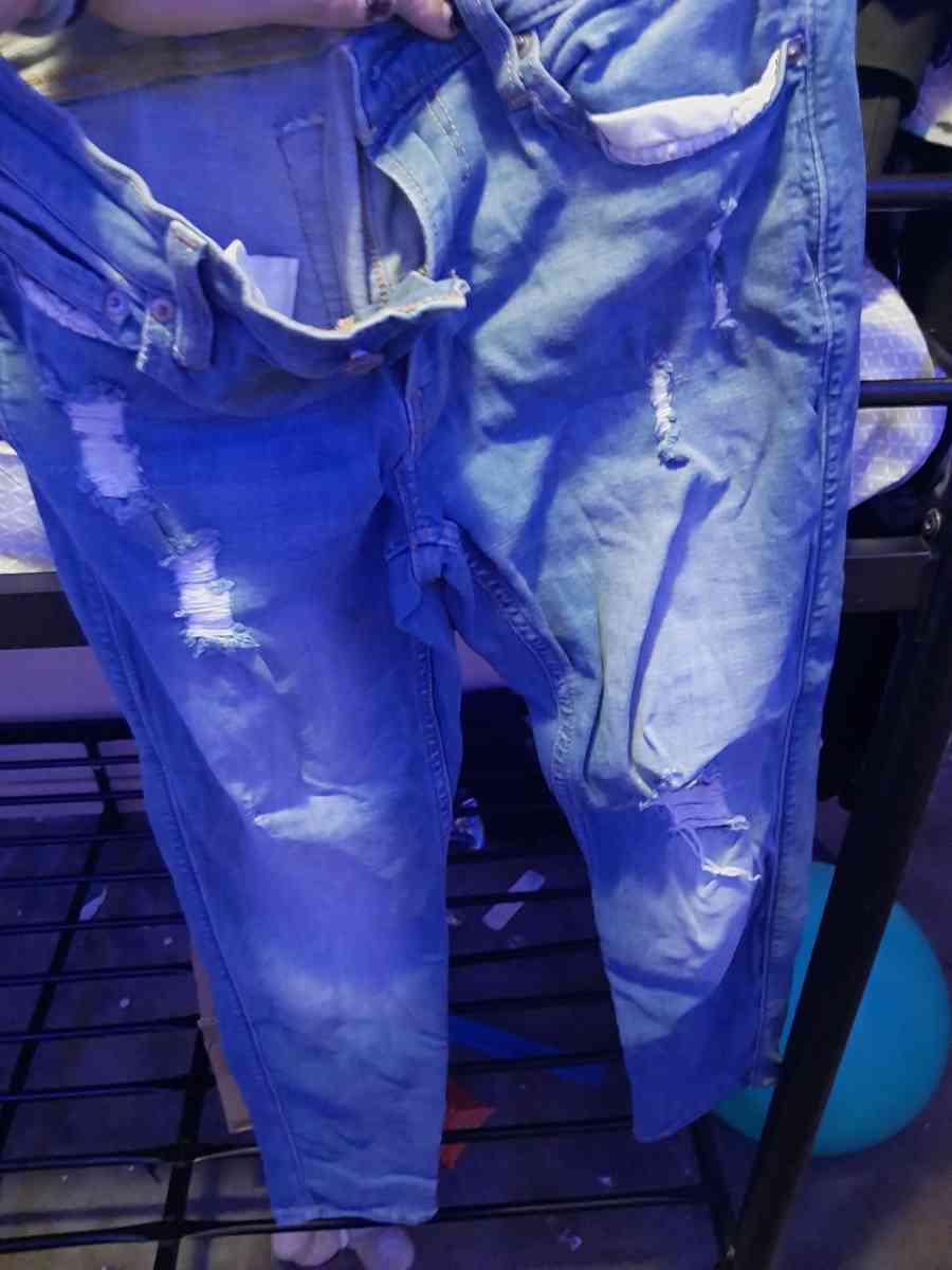 clothes size large to large