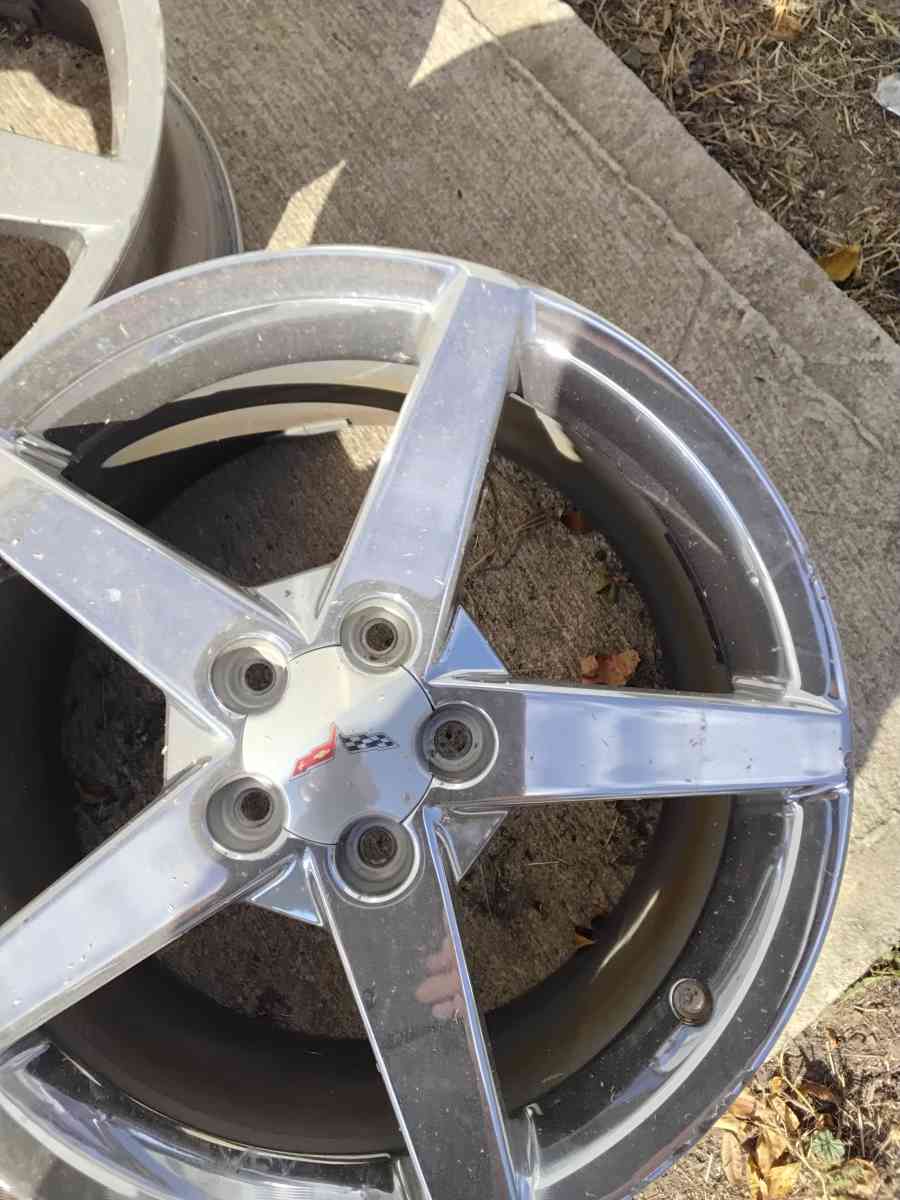 Chevy Chrome Corvette C6 OEM Factory Staggered Wheels