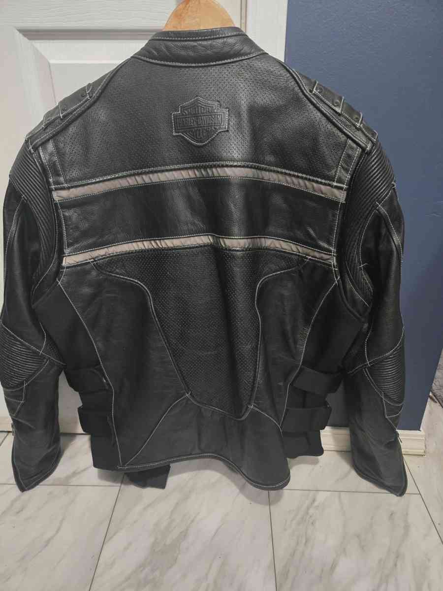 mens HarleyDavidson leather jacket