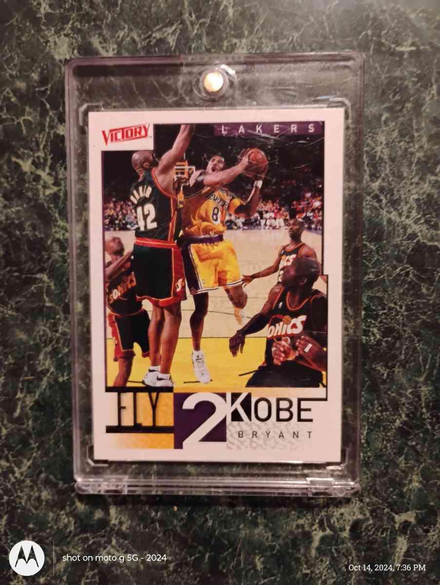 Kobe Bryant Basketball Card