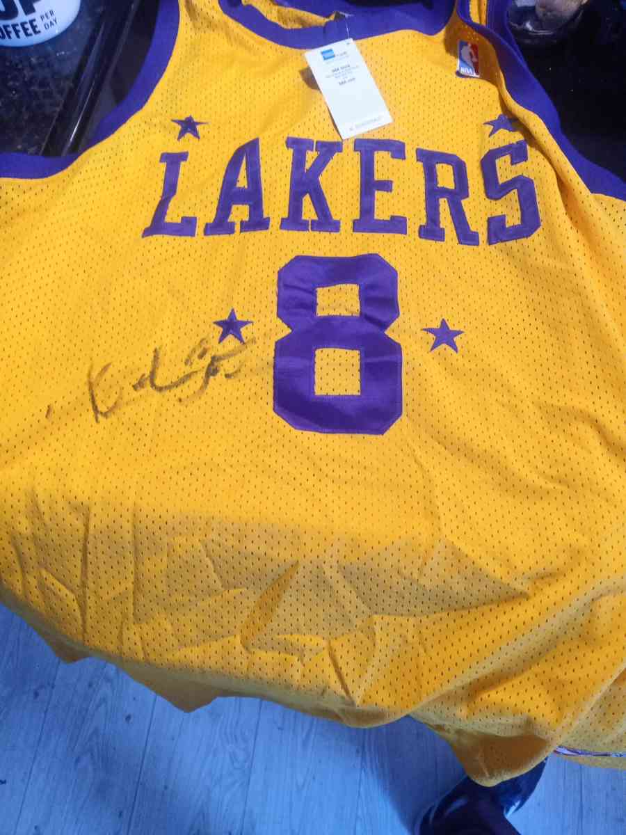 signed Kobe jersey