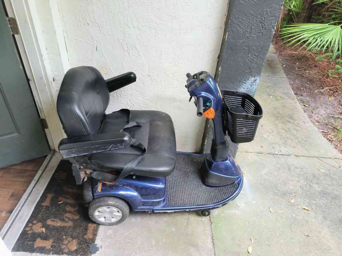 Blue And Black Pride Maxima Mobility Scooter