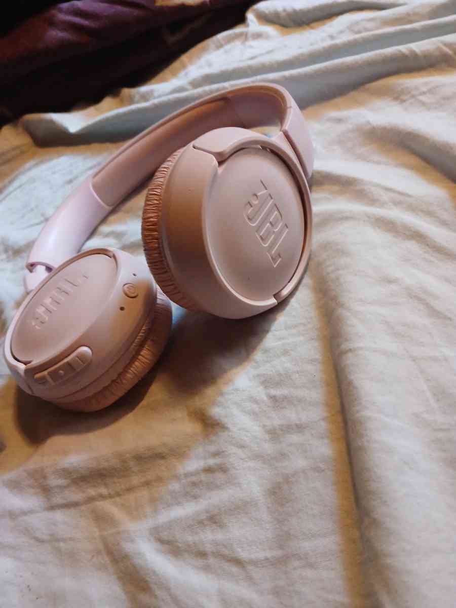 pink jbl wireless headphones