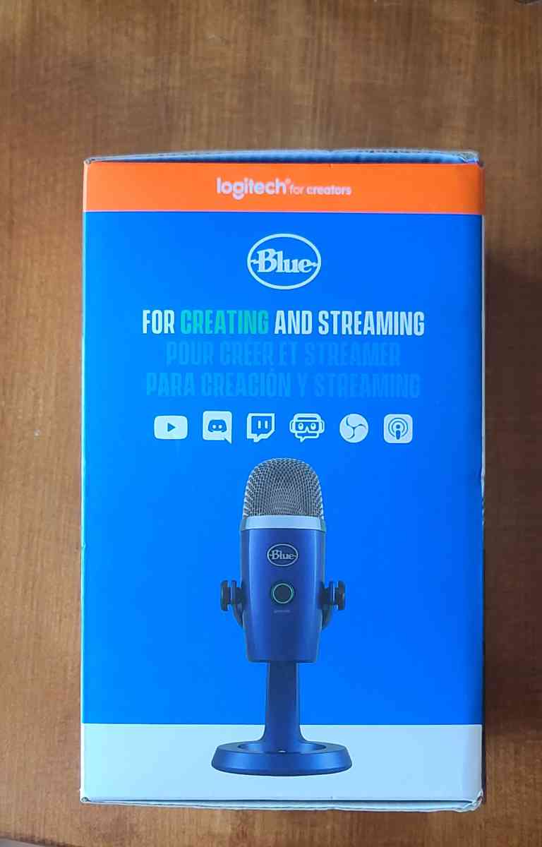 BRAND NEW Blue Yeti Nano Microphone