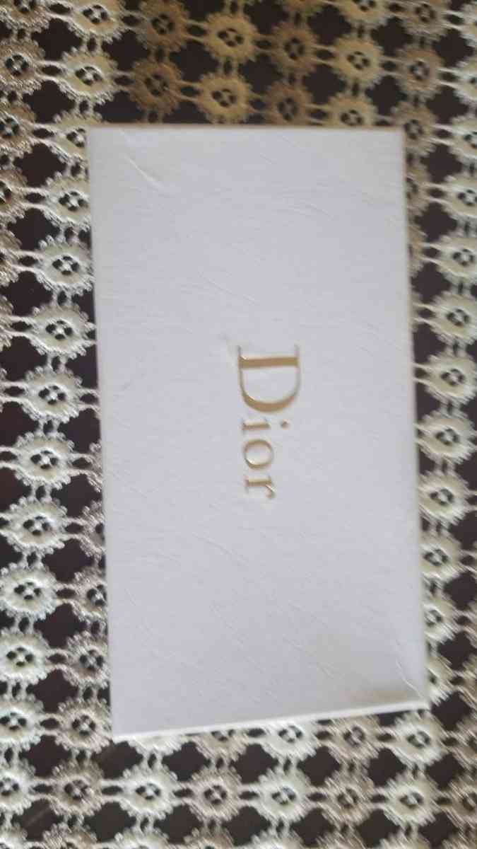 non brand women wallet  Christian dior mirror
