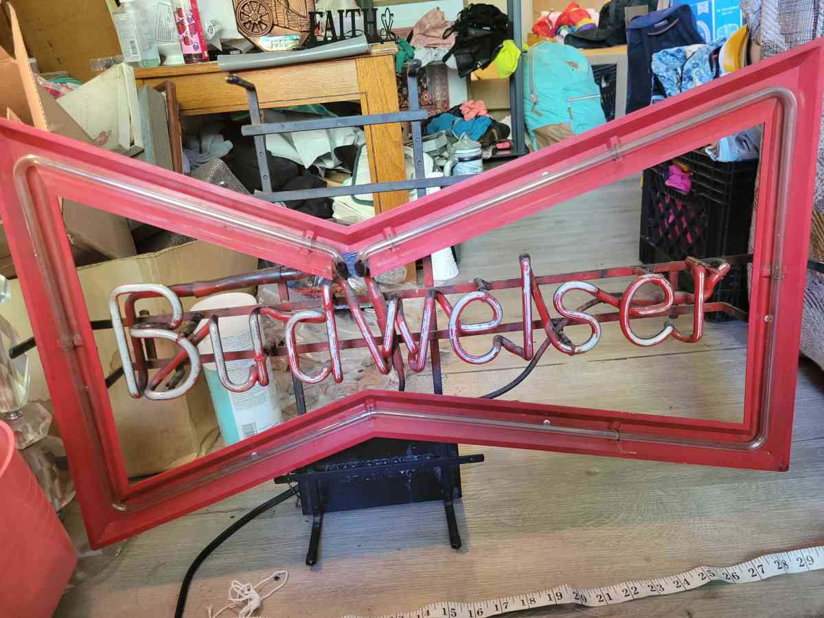 very rare vintage Budweiser neon beer Ad sign