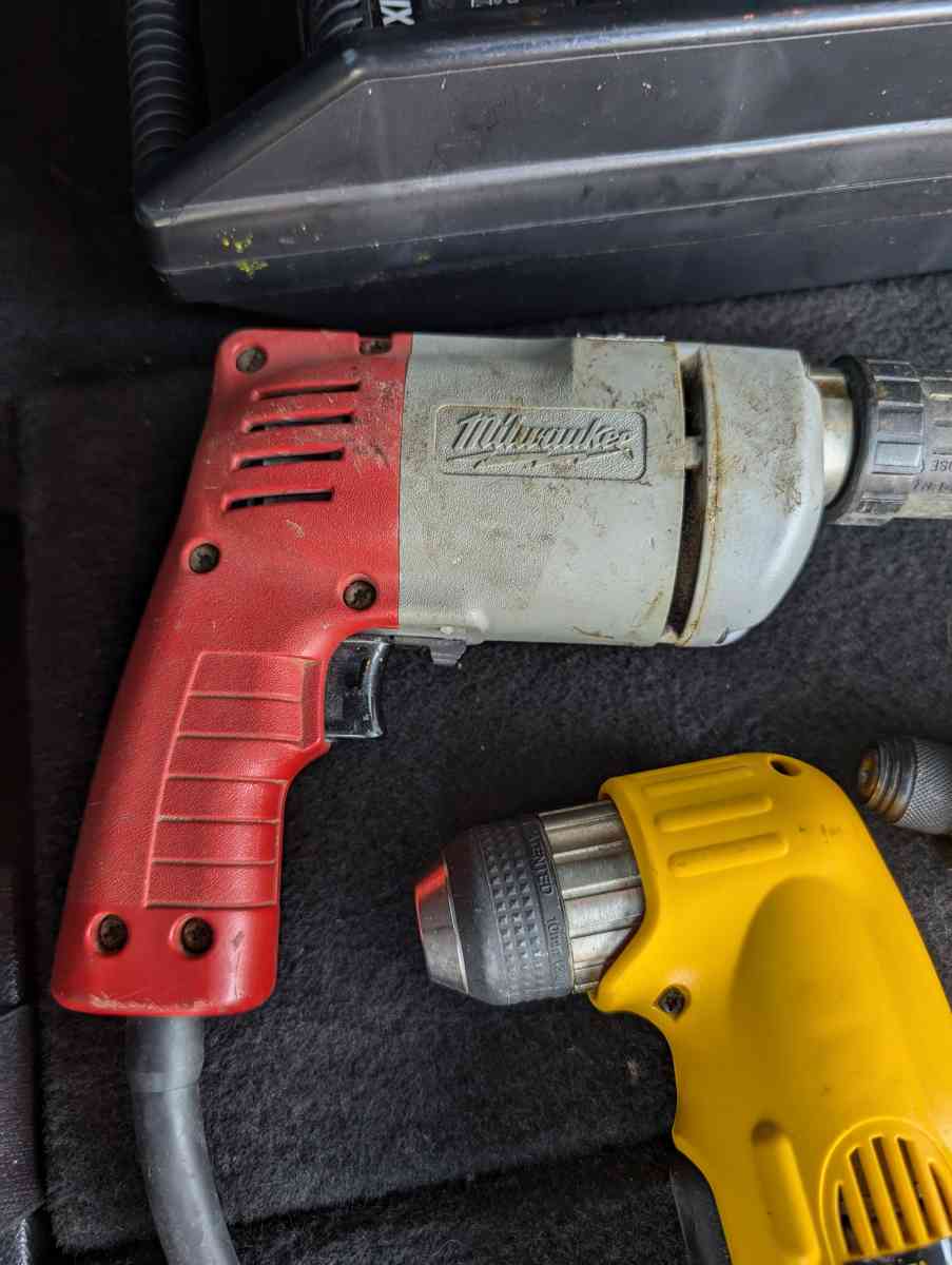 DEWALT MILWAUKEE COMBO