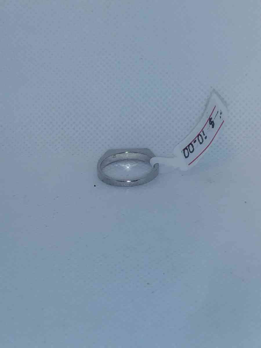 Black Rectangle Retro Geometric Ring