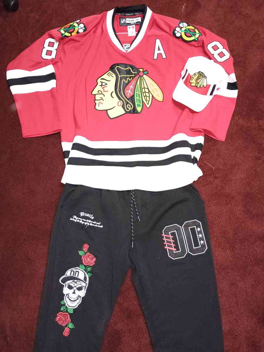 Chicago Blackhawks jersey size large