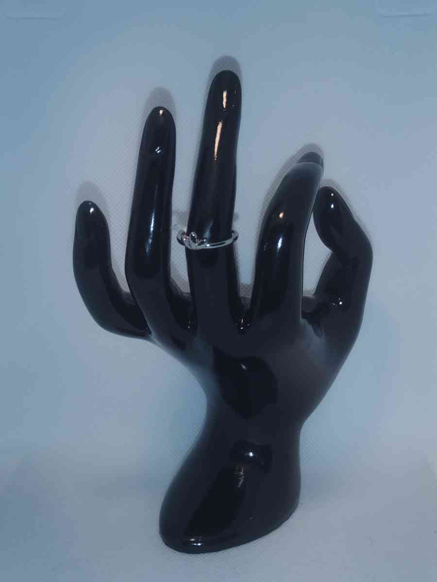 3 Leaf Retro Geometric Ring