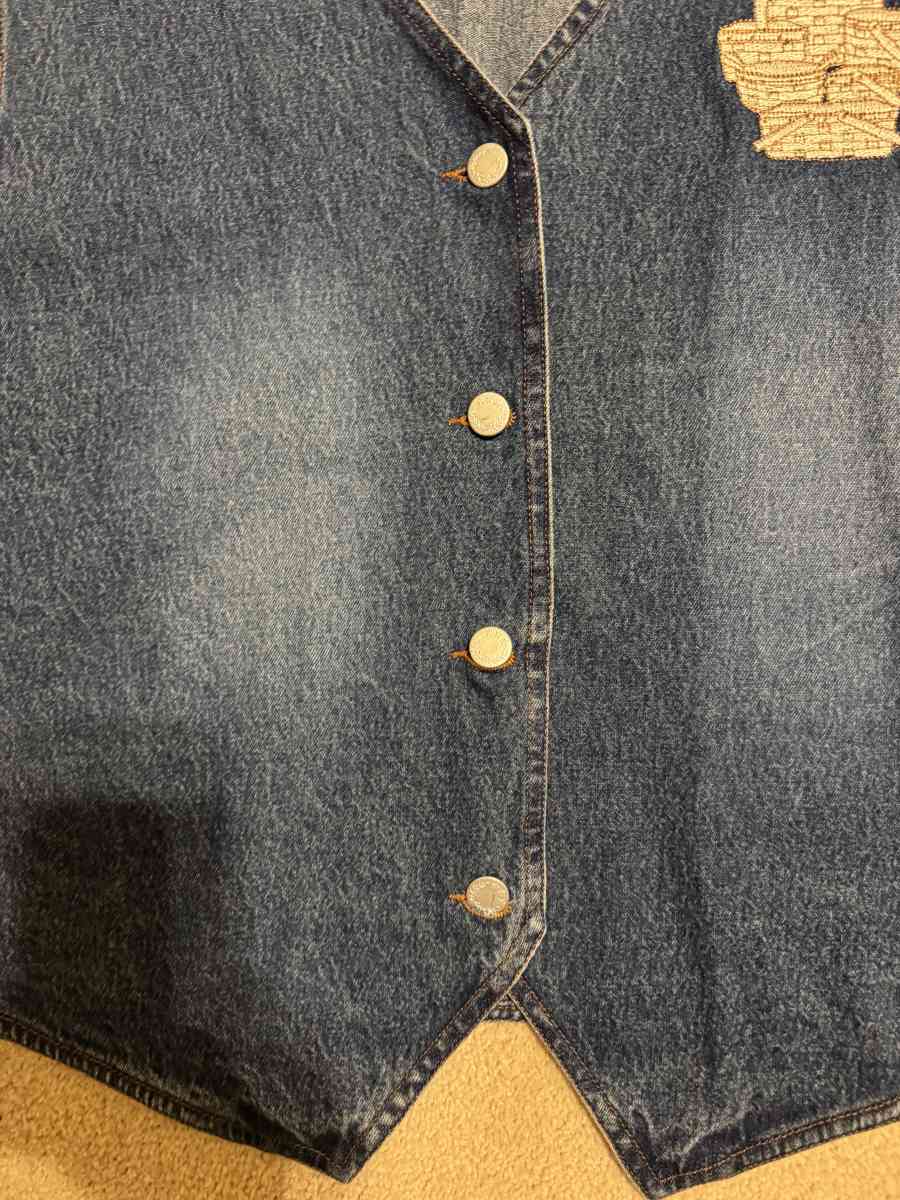 1046 New Womens Basket Decal Embroidered Denim Vest Blue Siz