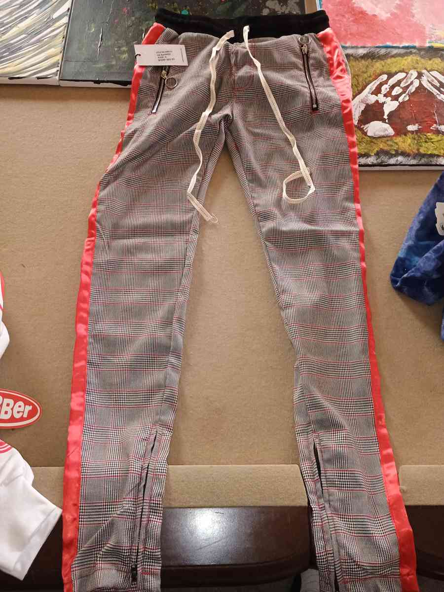 KDNK Designer joggers size small