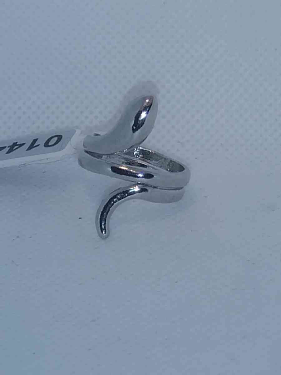 Silvery Coiled Snake Ring RG