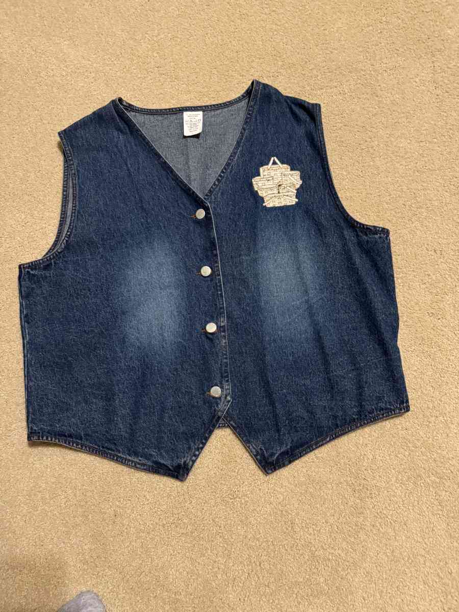 1046 New Womens Basket Decal Embroidered Denim Vest Blue Siz