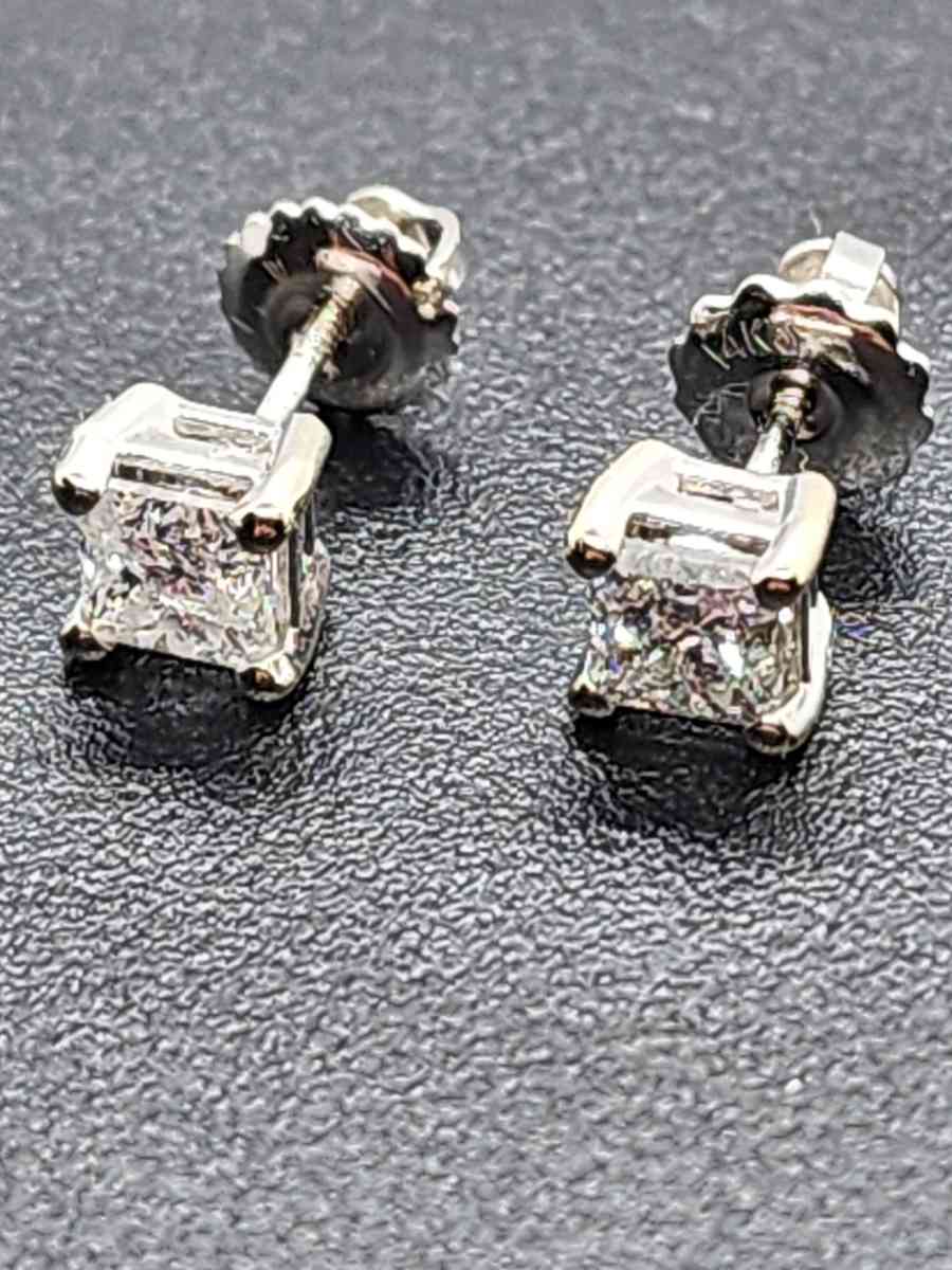 3 Pairs Natural Diamond Earings
