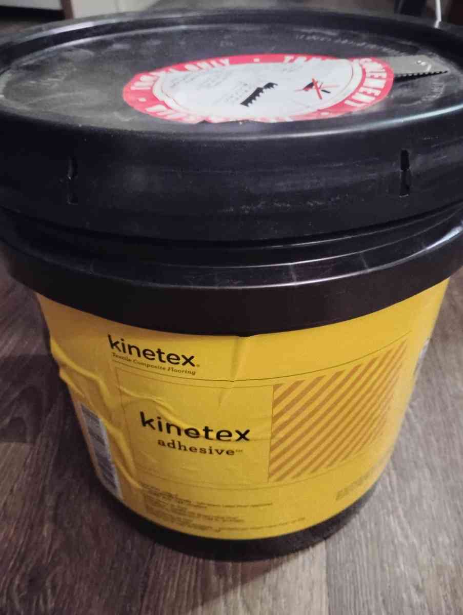 Glue for Carpet Tile