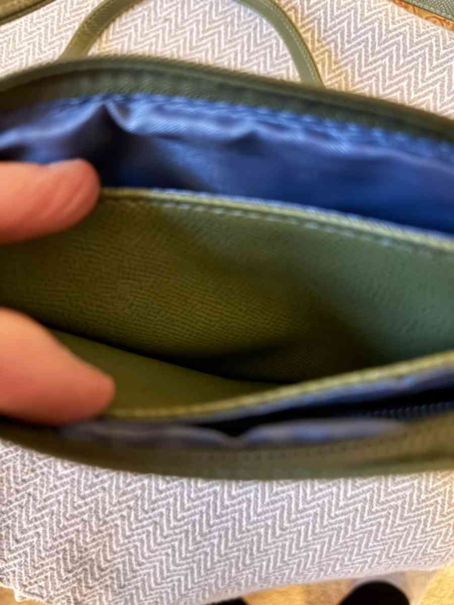 2002MSS Nautica  Womens Crossbody Bag Zipper Bag Color Willo