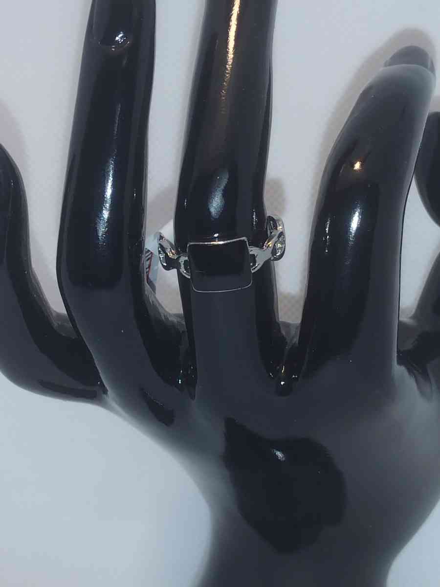 Black Square Chain Retro Geometric Ring