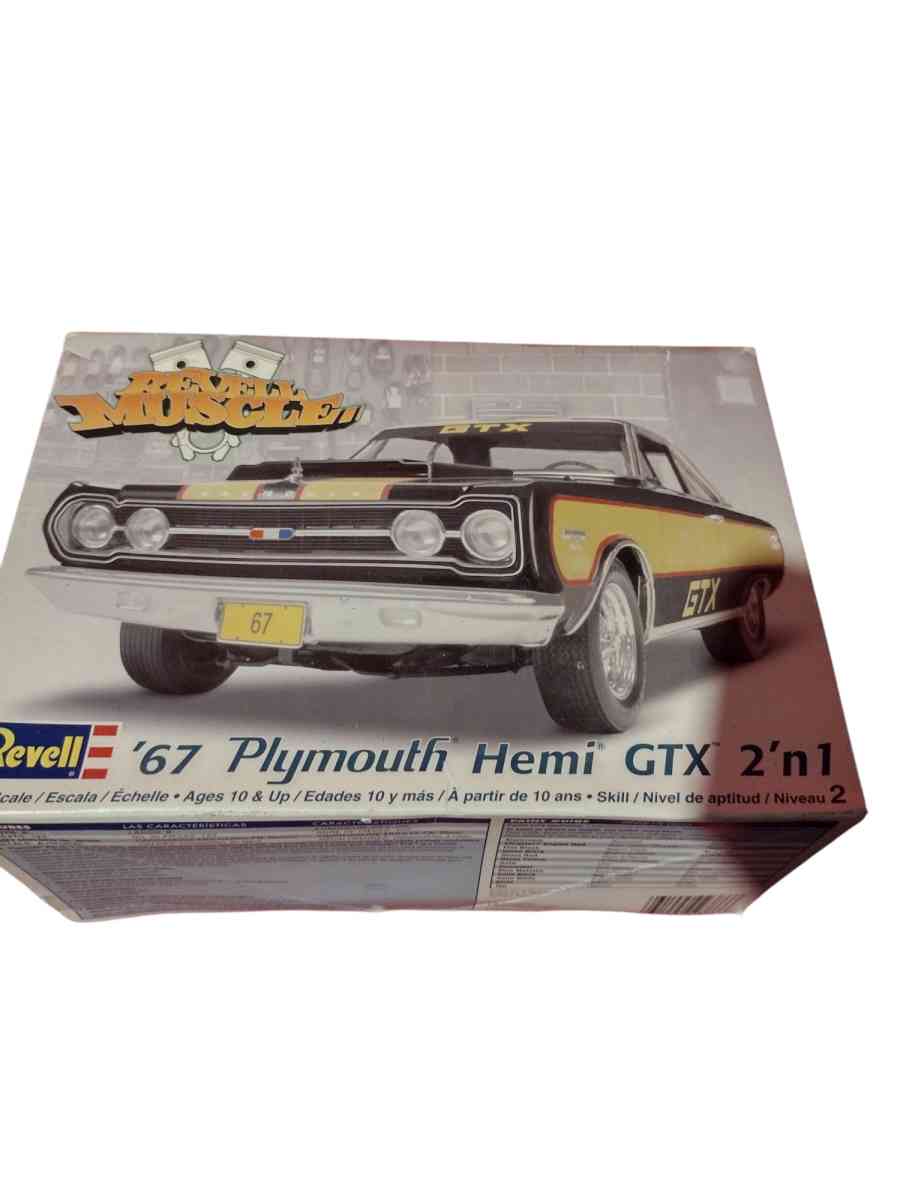 67 Plymouth hemi GTX model car kit