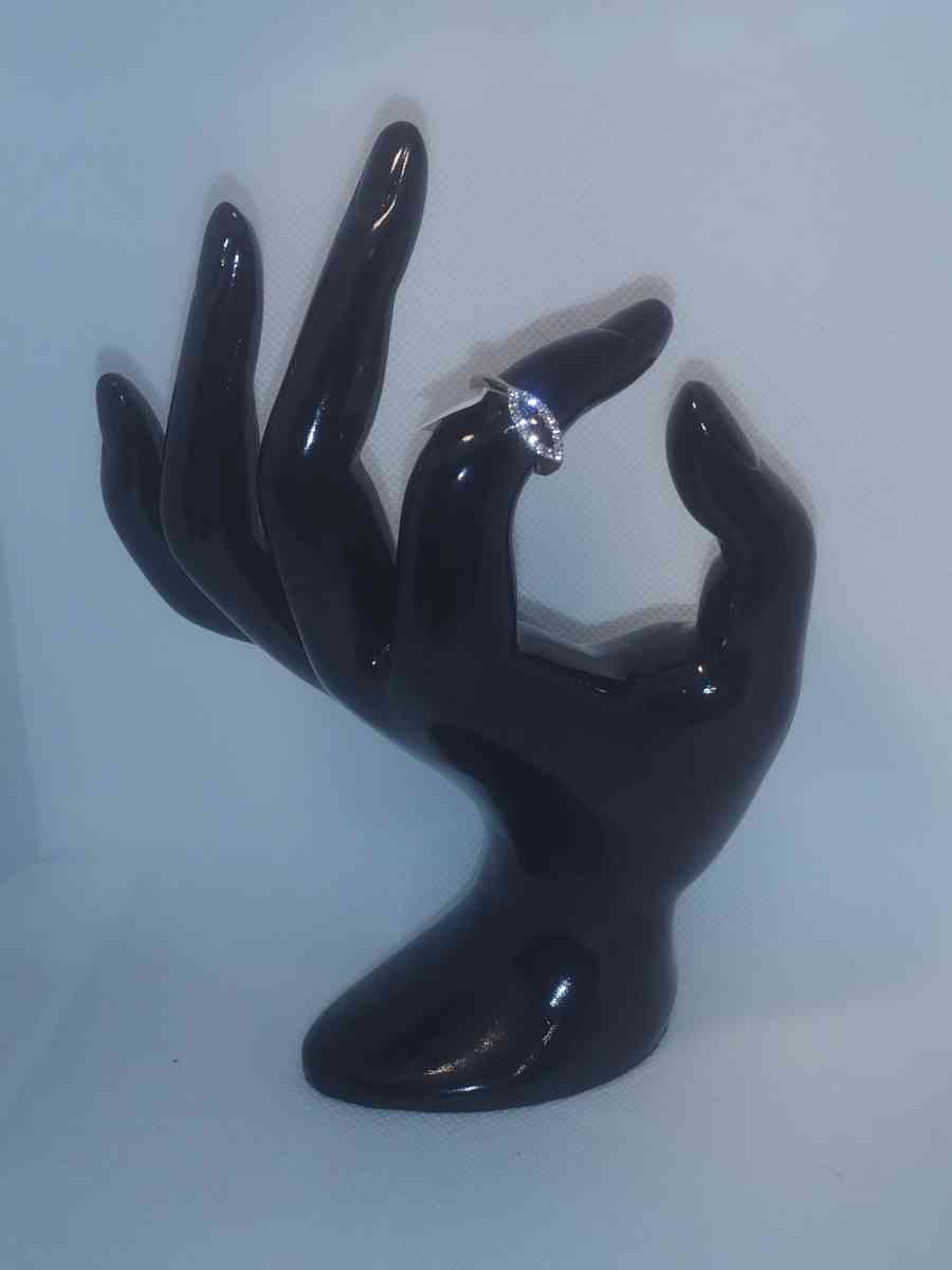 Onyx Eye Chic Rhinestone Ring