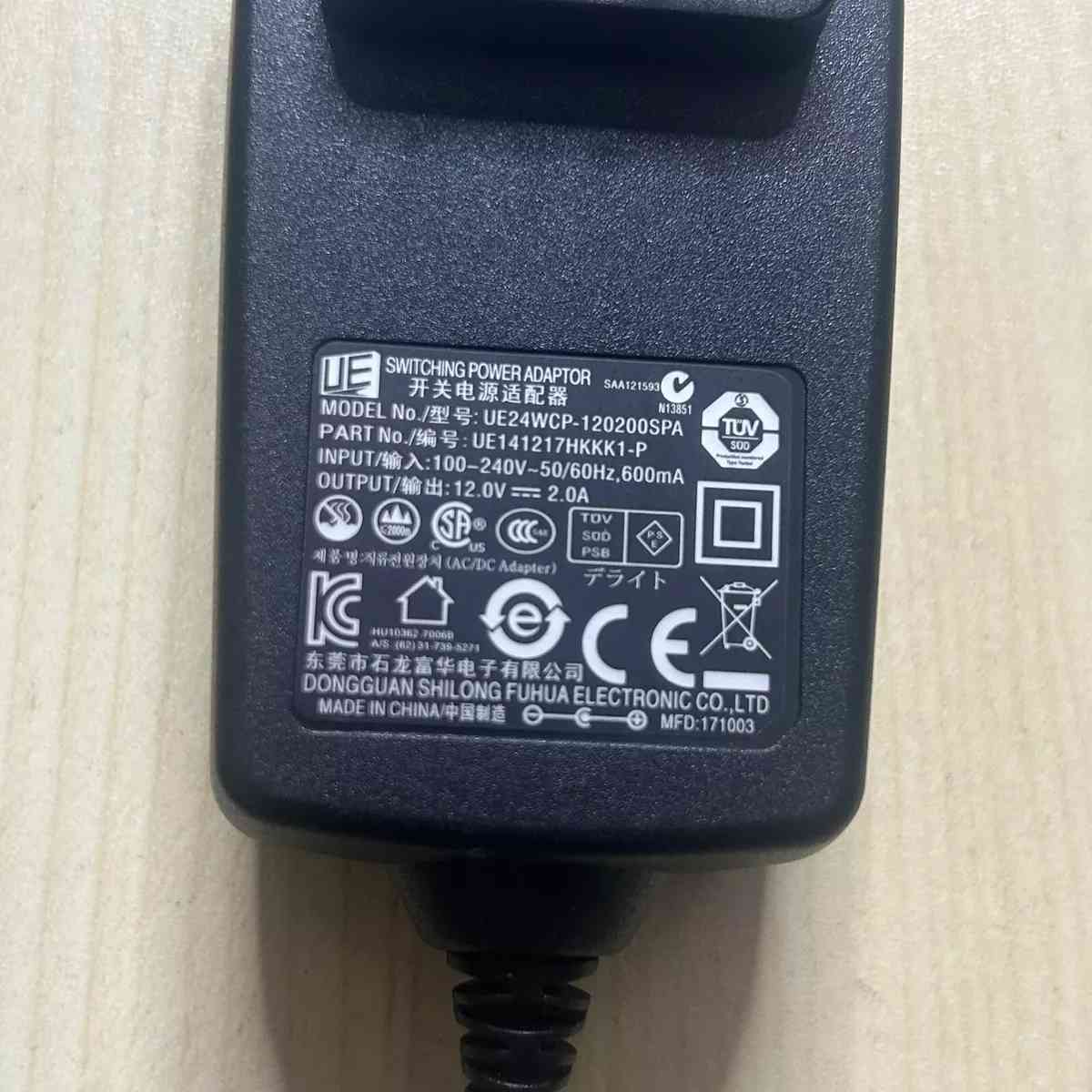 Spectra UE Switching Power Adaptor Model UE24WCP120200SPA 12