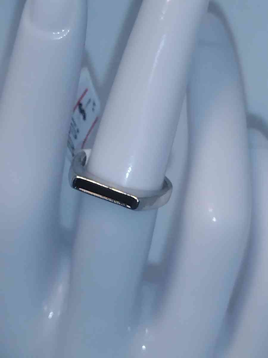 Black Rectangle Retro Geometric Ring