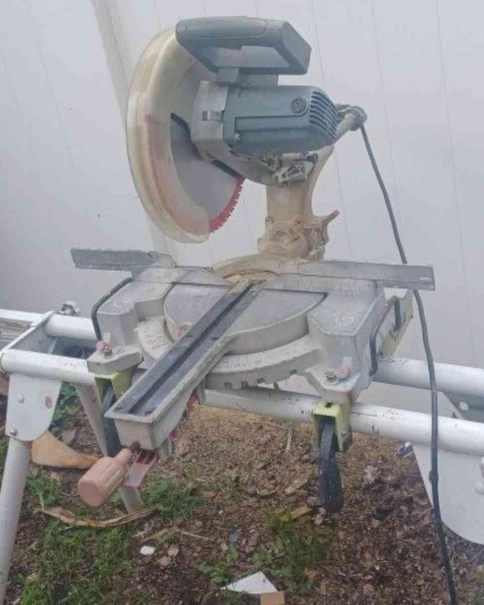 15 Amp Corded 12 in DoubleBevel Compound Miter Saw