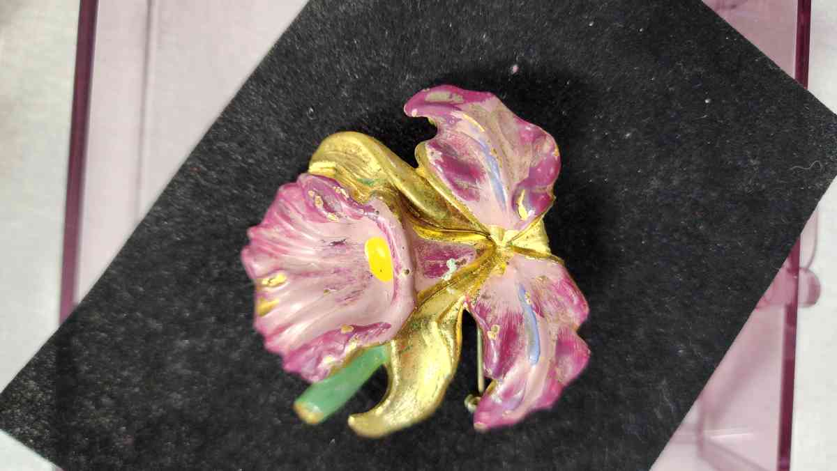 Handmade Braclets and more porch pickup only Vintiage