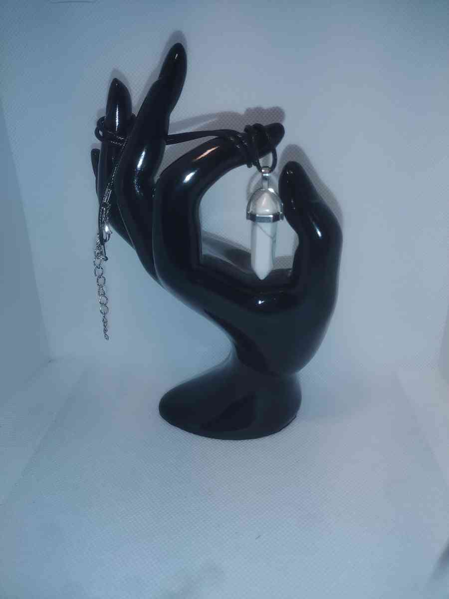 White Marbled Glass Pendant Necklace