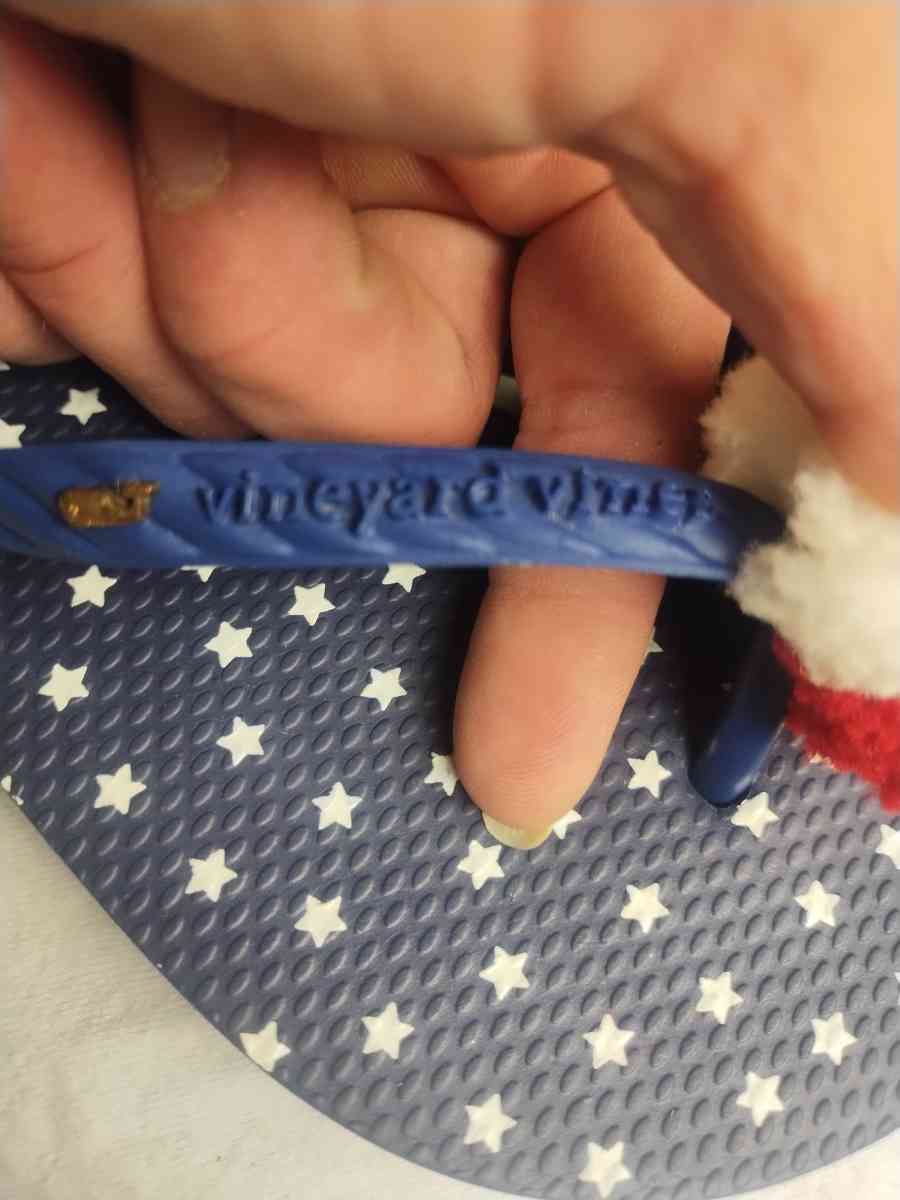 Vineyard Vines Sandals Size 13