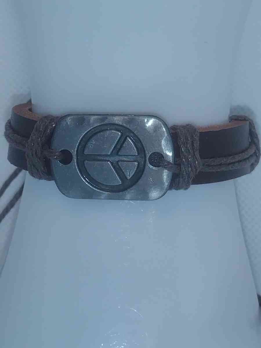 Brown Peace Leather Bracelet VCB