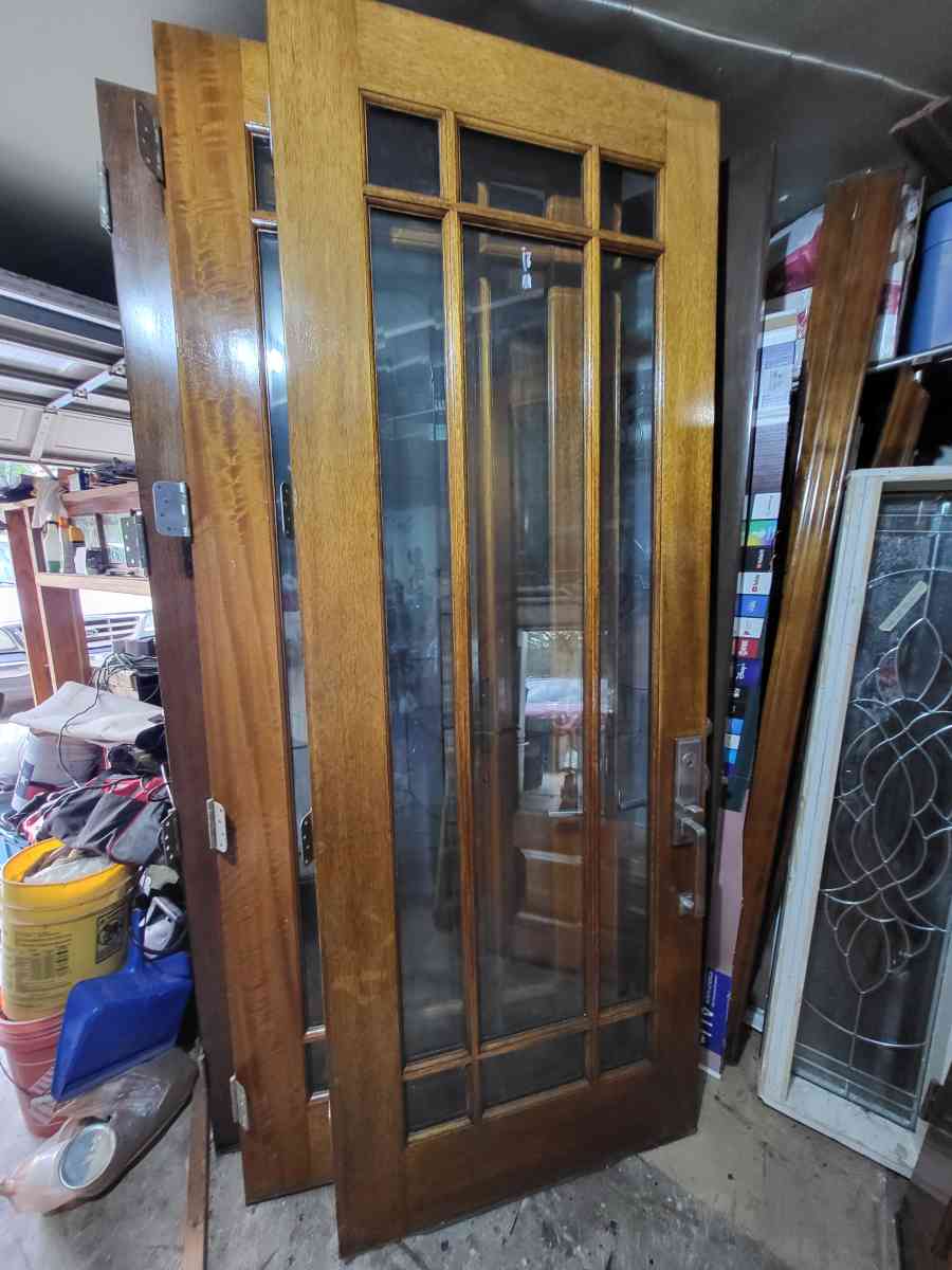 Mahogany Solid good front doble door 72x95 asking for price