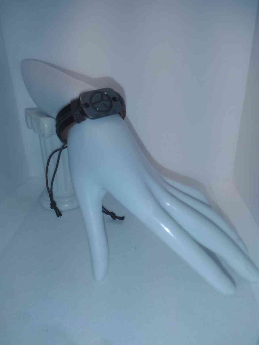 Brown Peace Leather Bracelet VCB