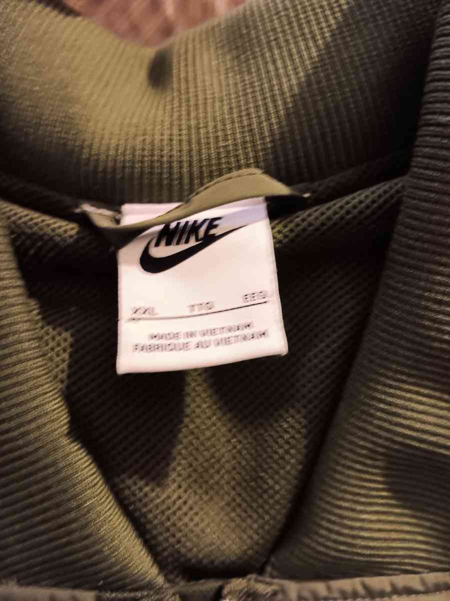BRAND NEW NIKE CARHARTT 50 FOR ALL 3 BRAND NEW CLOTHES