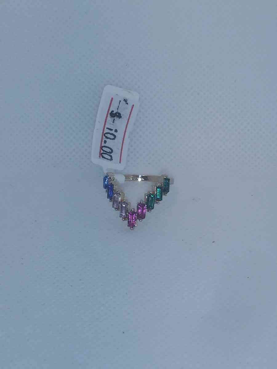 Multi Colored V Shape Chic Rhinestone Ring