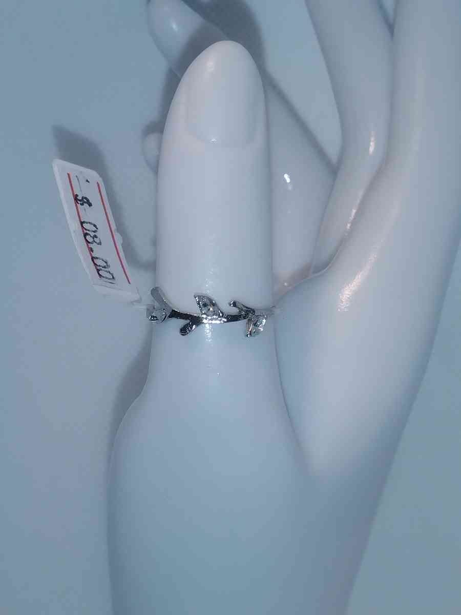 Ivy Branch Gothic Aesthetic Ring